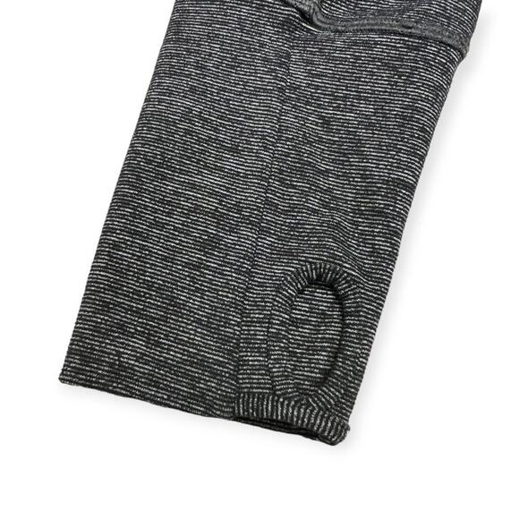 Lululemon Full Zip Define Jacket SIZE 8 Gray Stretch Long Sleeve Thumbholes - Picture 9 of 11